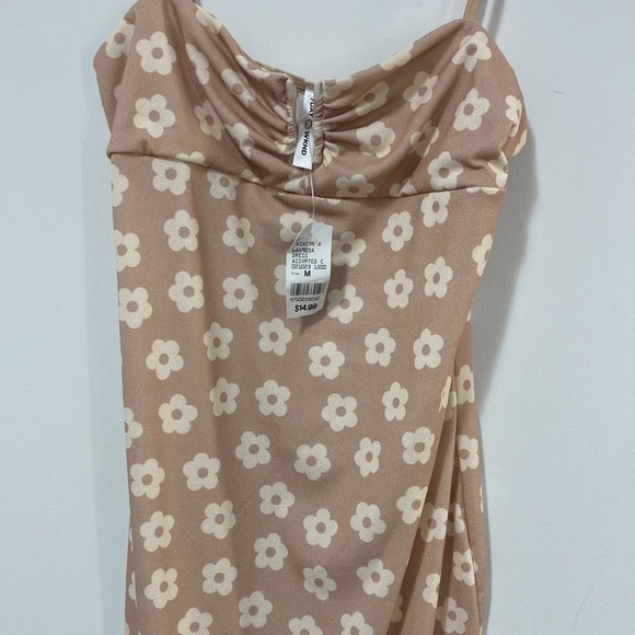 Tan Flower Dress-OS! - Picture 3 of 11